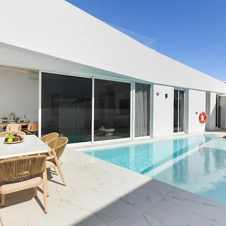 Coralina By Escape * Charco del Palo